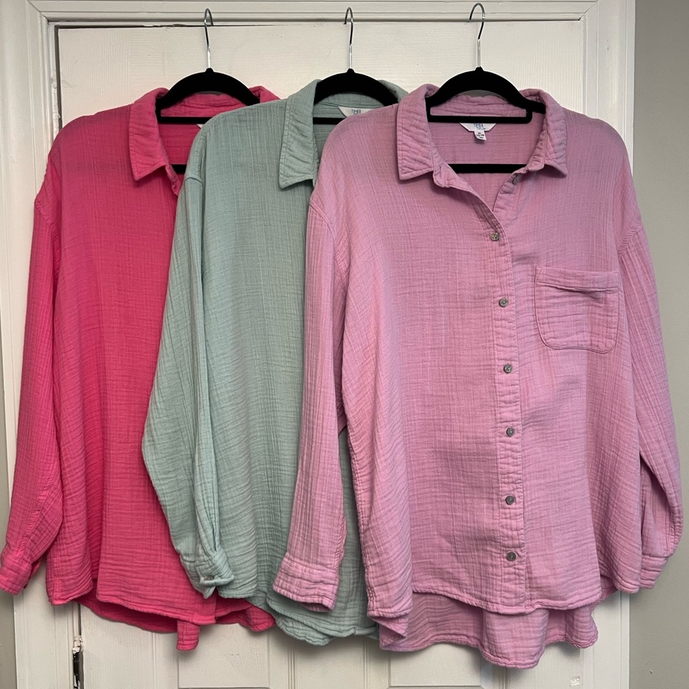 LOT of 3 Time Tru Women’s XL 16/18 Gauzy button up shirts lavender teal pink